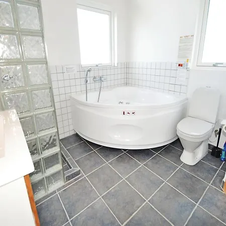 Semesterbostad Kronvildtvej X *